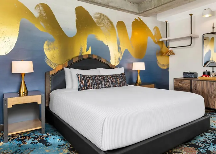 Cambria Hotel Nashville Downtown